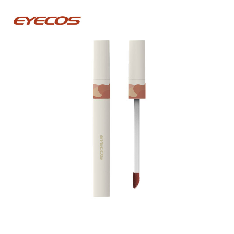 What is the purpose of lip gloss?