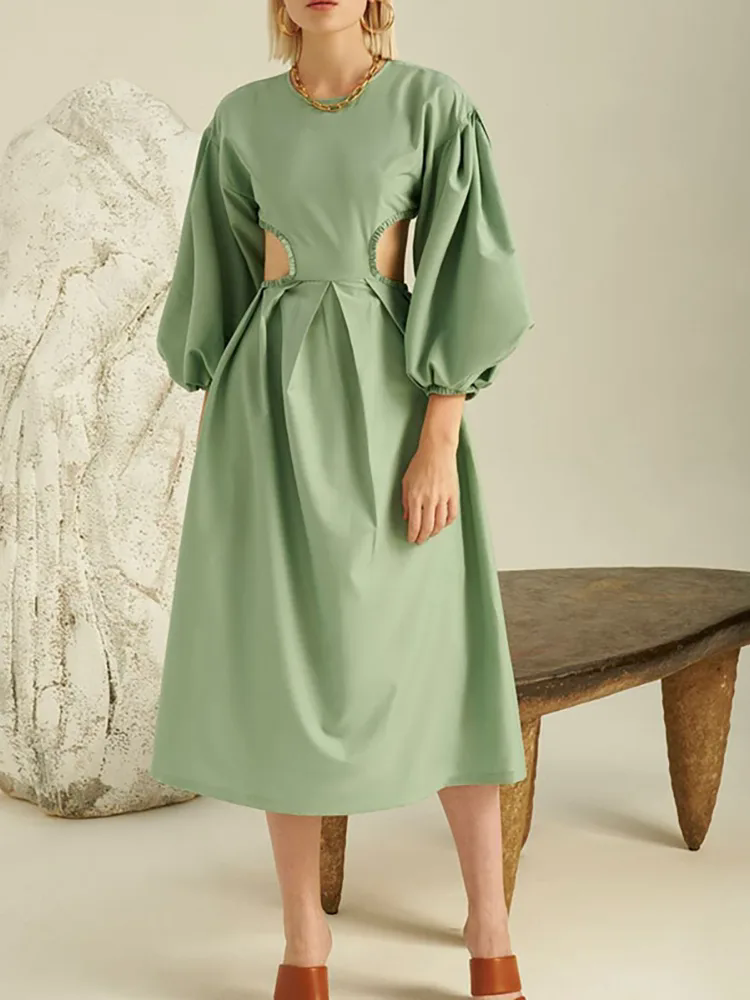 What Makes Long Dresses a Versatile Wardrobe Essential?
