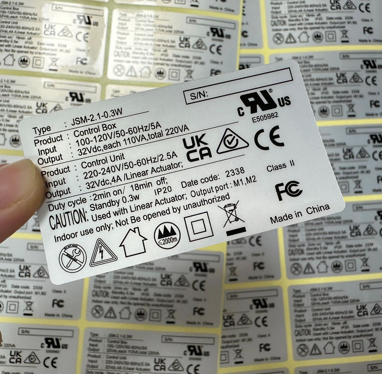 Custom Screen Printing Label Exporters: Elevate Your Brand with Precision and Style