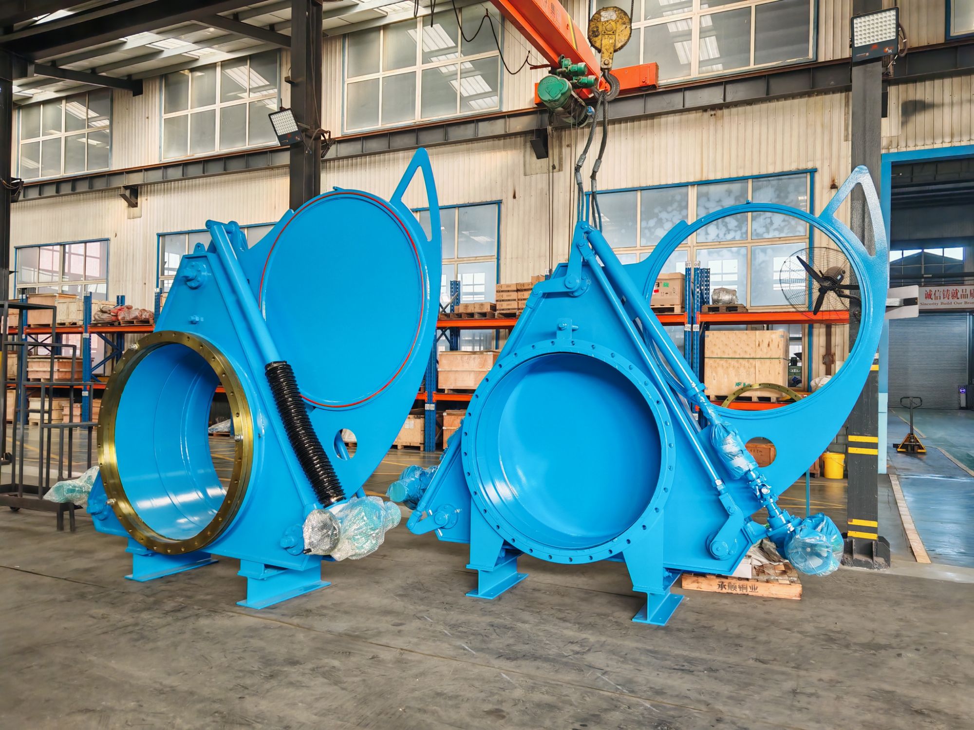 OEM Swing Goggle Valve: Essential Features and Industrial Applications